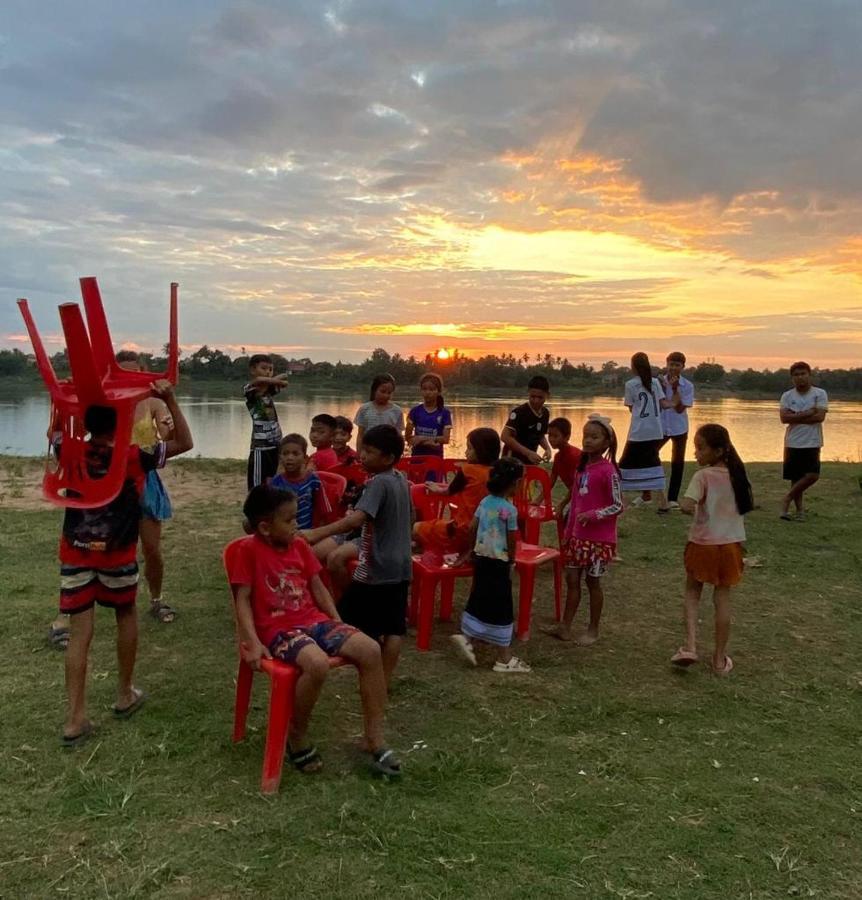 Vera Sunset Homestay Local Experience With Lao Family Muang Không Dış mekan fotoğraf